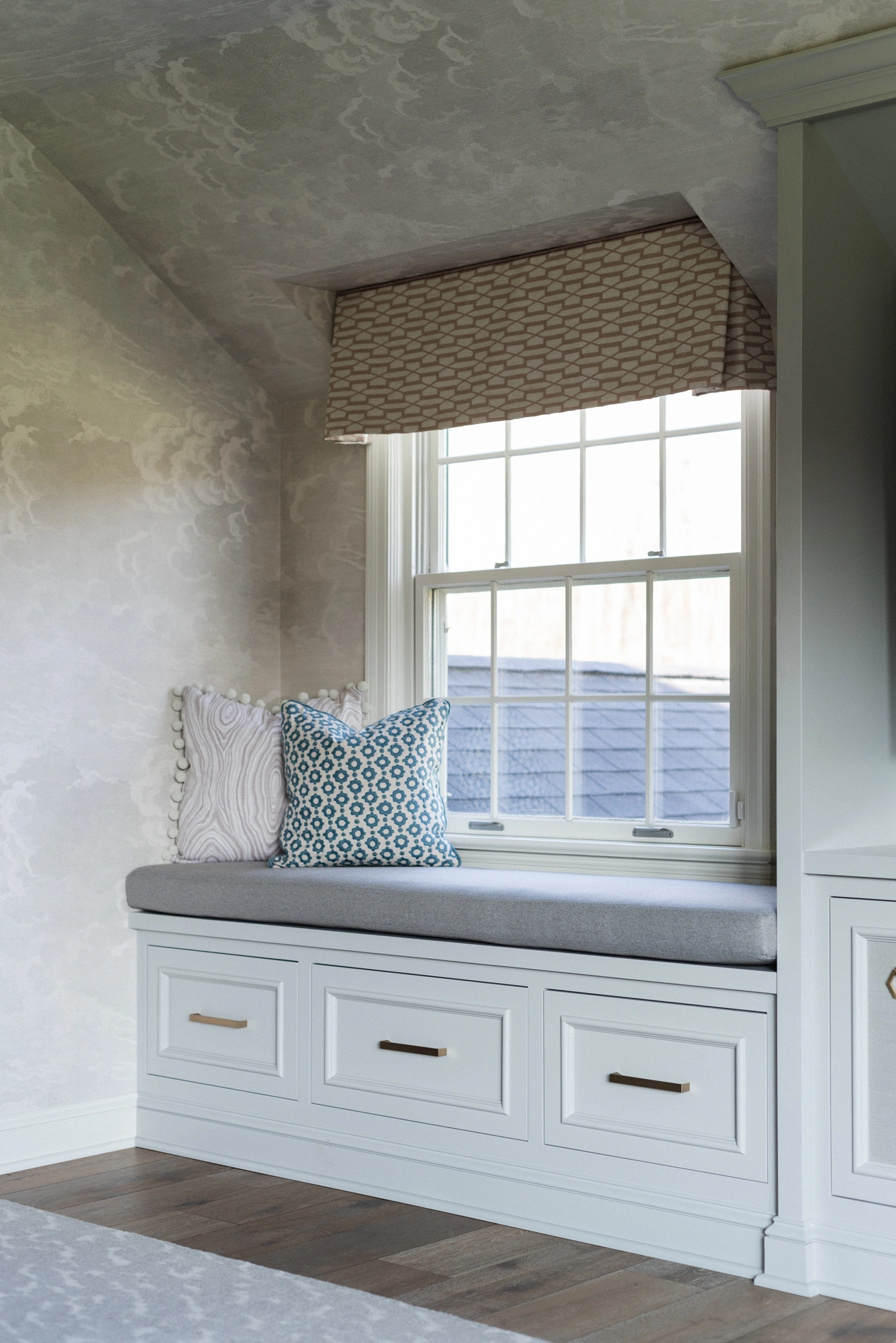 built in window seat in bedroom